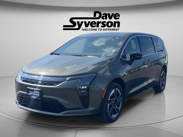 2027 Chrysler Pacifica PACIFICA LIMITED AWD in Olive Green Pearl-Coat Exterior Paint — front three-quarter view