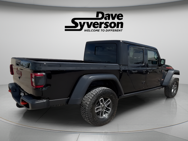 2026 Jeep Gladiator — detail view