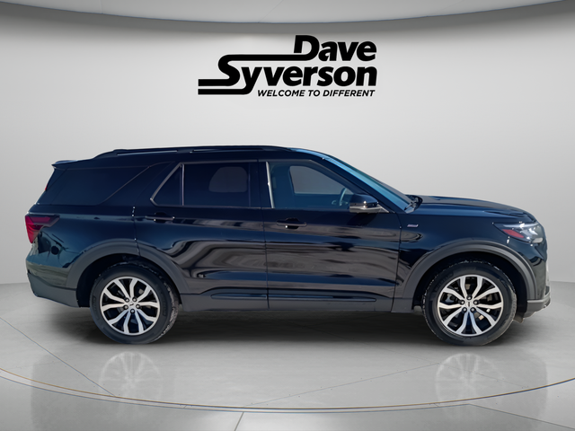 2025 Ford Explorer — interior view