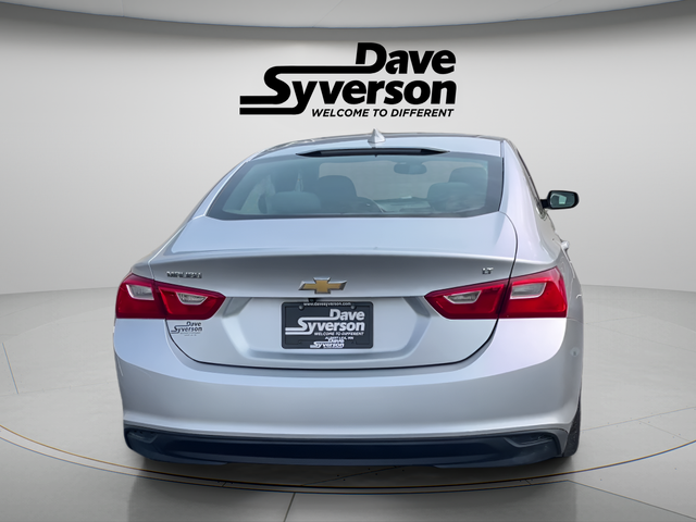 2017 Chevrolet Malibu — interior view